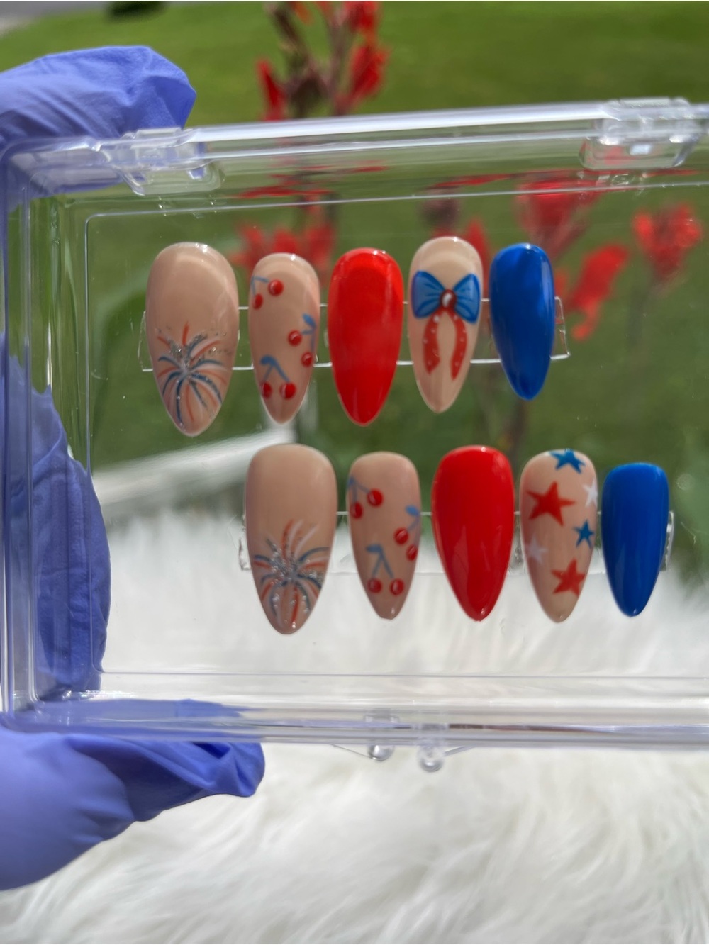 Press on nails
